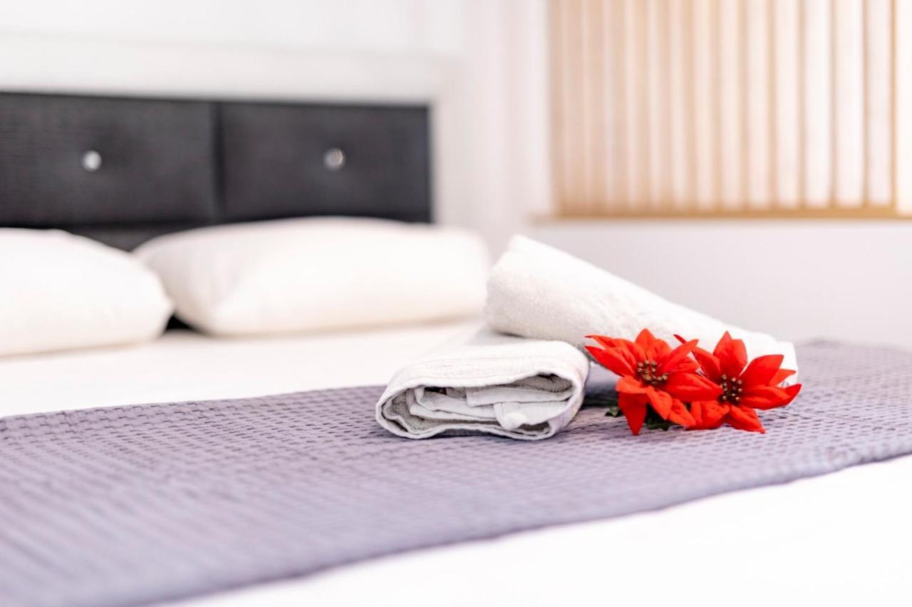 Twinstars Superior Apartment 게라크니 외부 사진